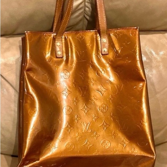 Louis Vuitton Handbags - Louis Vuitton Tote Bag